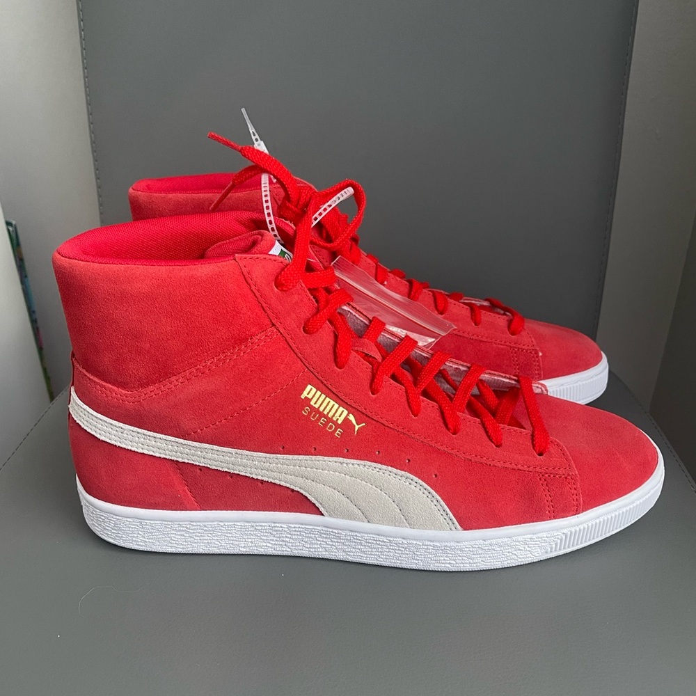 Puma Suede 21 Mid High Risk Red Sneakers Men’s Size 11.5
